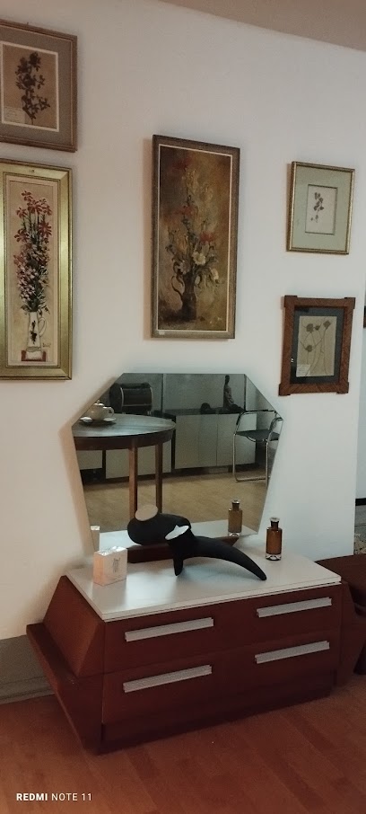Élégance Design 77, Magasin D'antiquités à Meaux