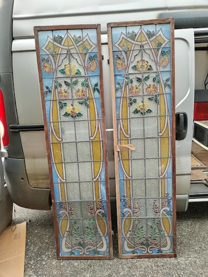 Brocante Antiquité S.wysocki, Magasin d'Antiquités à Beaumont-Pied-de-Boeuf