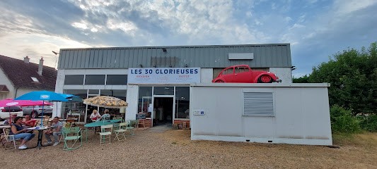 LES 30 GLORIEUSES - Brocante Bistrot, Magasin d'Antiquités à Pontlevoy
