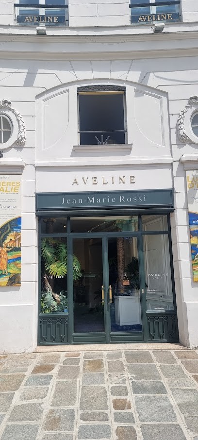 Galerie Aveline, Magasin d'Antiquités à Paris 08