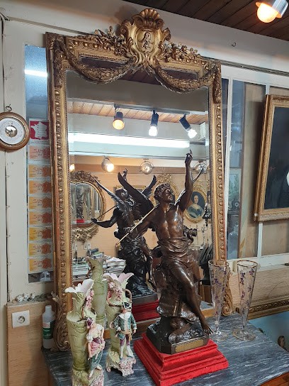 BOULARAND Antiquités, Magasin d'Antiquités à Pézenas