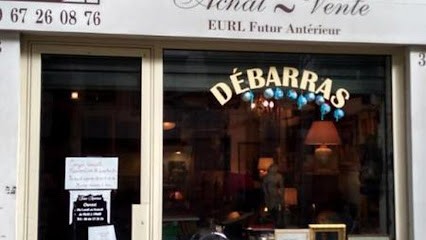 Futur Antérieur, Magasin d'Antiquités à Paris 17