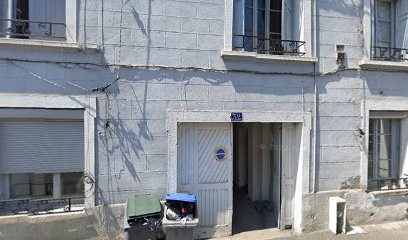 Yuksel Abdurrahman, Magasin d'Antiquités à Saint-Chamond