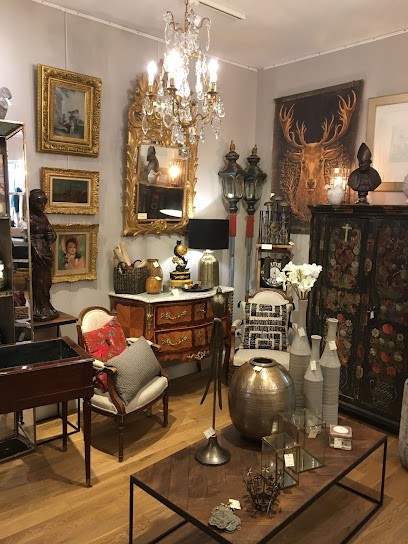 Eric & Marie Antiquités, Magasin d'Antiquités à Nice