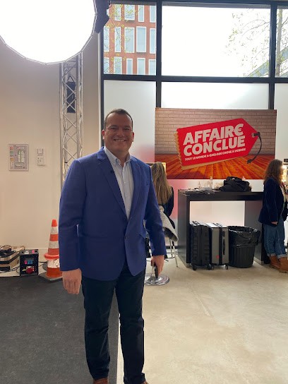 Cremoux Hubert, Magasin d'Antiquités à Saint-Jean-d'Angély