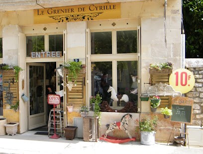 Le Grenier de Cyrille, Magasin d'Antiquités à Jardres