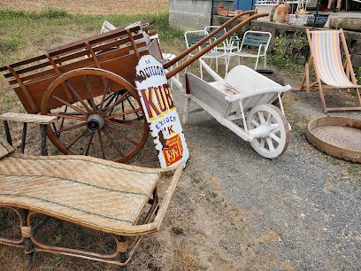 le P'tit Broc Débarras Antiquités Brocante Loudun Basses, Magasin d'Antiquités à Basses