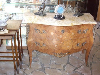 Au Denicheur, Magasin d'Antiquités à Roupy