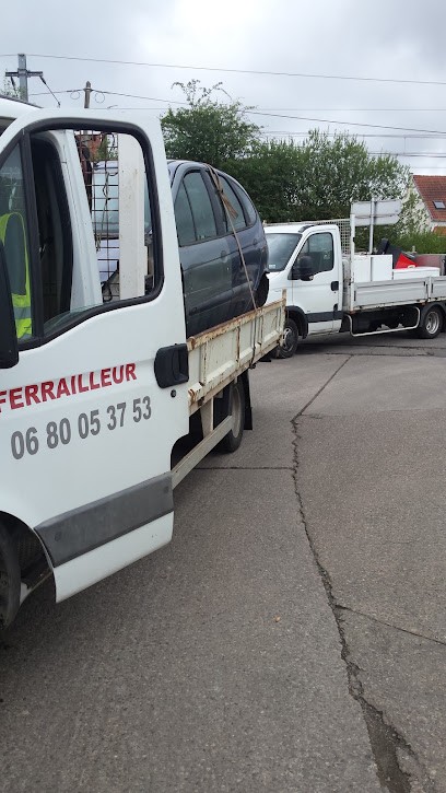Denis Guillaume, Magasin d'Antiquités à Conchil-le-Temple