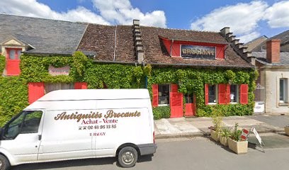 Ney Yolande, Magasin d'Antiquités à Baugy