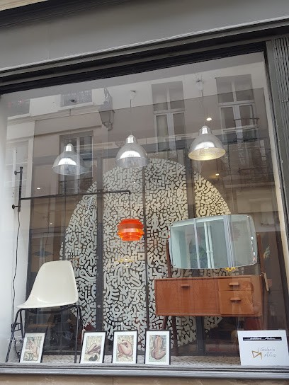 Galerie Alia, Magasin d'Antiquités à Paris 07
