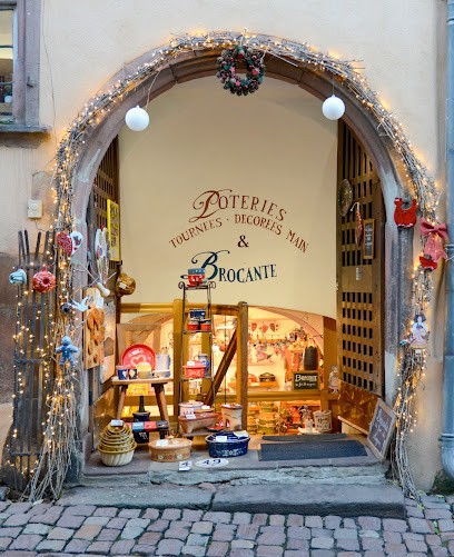 Witt Claude Poteries Cadeaux Brocante, Magasin d'Antiquités à Riquewihr