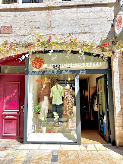 Jeans Toniques | Friperie Vintage | Besançon Friperie à Besançon