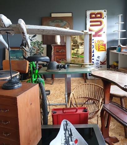 Ciesla Alexandre Antiquités Brocante, Magasin d'Antiquités à Rives Dervoises