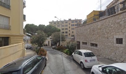 Maison Roques Antiquités, Magasin d'Antiquités à Nice