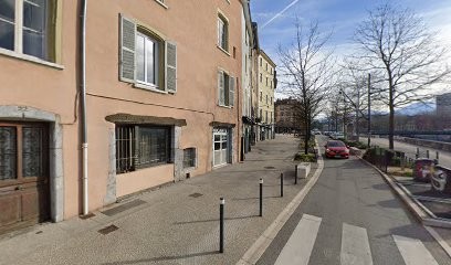 Brocante, Magasin d'Antiquités à Grenoble