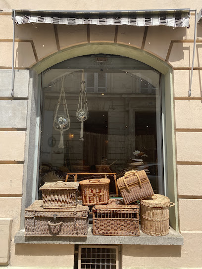 Brocante Ana Original, Magasin D'antiquités à Tonneins