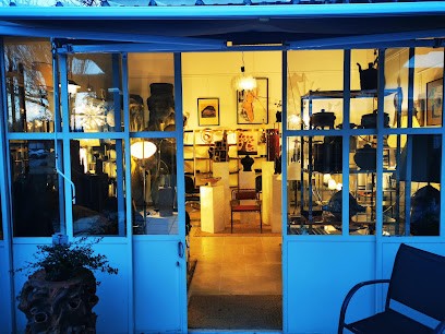 Hotel Dongier Antiques, Magasin d'Antiquités à L'Isle-sur-la-Sorgue