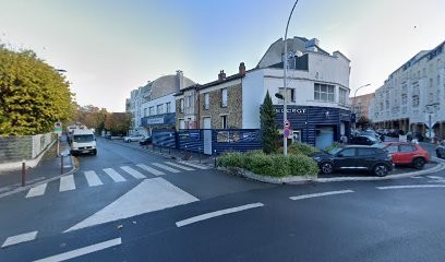 Farsy Philippe, Magasin d'Antiquités à Eaubonne