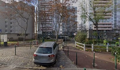Chelalou Yamina, Magasin d'Antiquités à Colombes