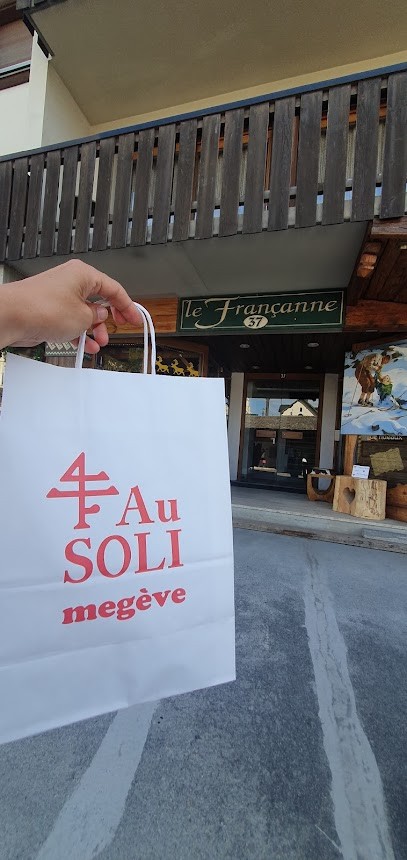 Au Soli, Magasin d'Antiquités à Megève