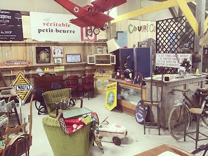 Brocante, Saint-Yvi., Magasin d'Antiquités à Saint-Yvi