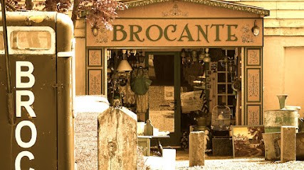 Brocante La Trouvaille, Magasin d'Antiquités à Saint-Goazec