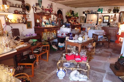 Le Boudoir de Verre Antiquités Brocante, Magasin d'Antiquités à Senones