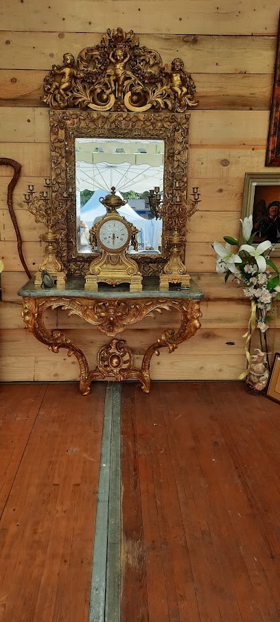 Matera Matera Brocanteur, Magasin d'Antiquités à Vence