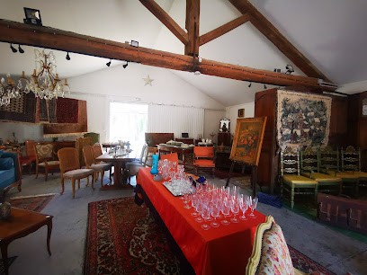LA BROCANTE DU VOYAGEUR, Magasin d'Antiquités à L'Isle-sur-la-Sorgue
