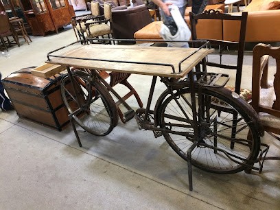 Emmaüs, Magasin de Seconde Main à Déols