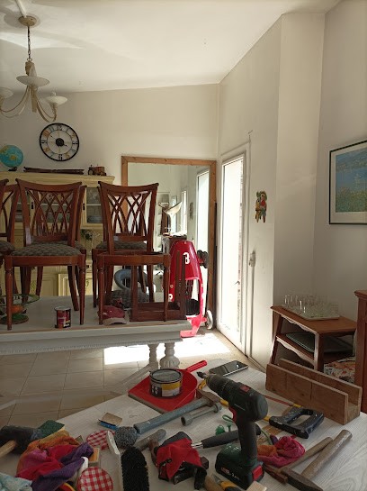 L'atelier De Victor, Magasin d'Antiquités à Crach