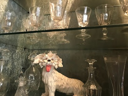 Antiquités Coffineau, Magasin d'Antiquités à La Roche-sur-Yon