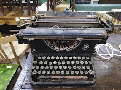 La Brocante Des Commères - Christophe Male-Malherbe, Magasin d'Antiquités à Sirod