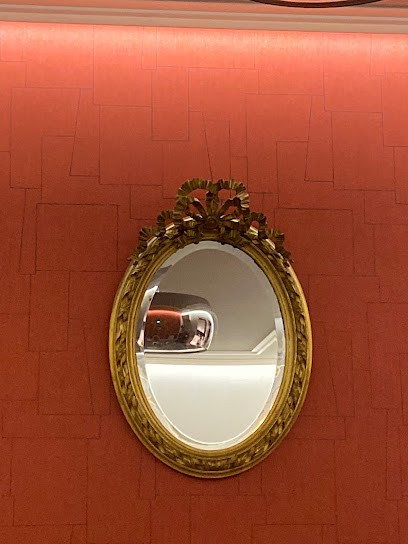 Monter Robert, Magasin d'Antiquités à Saint-Amand-Montrond