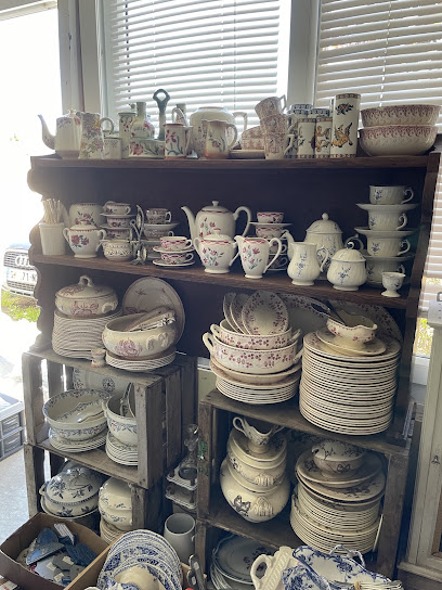 Les Trésors D'odile, Magasin D'antiquités à Saint-Christophe-en-Bazelle