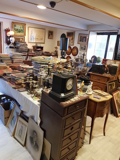 brocajak, Magasin d'Antiquités à Gesvres
