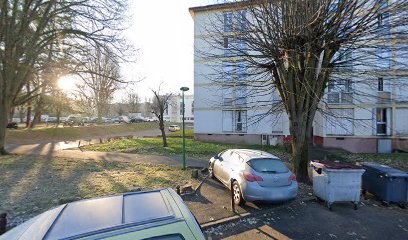 Mohammad Shahzad, Magasin d'Antiquités à Sarcelles