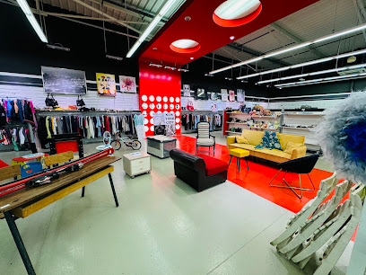 Aux Puces De Beaurains, Magasin De Seconde Main à Beaurains