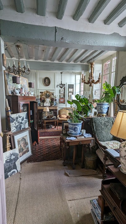 LE GRENIER D'ABELARD, Magasin d'Antiquités à Sens