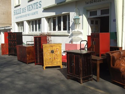 Salle Des Ventes Aulnette, Magasin d'Antiquités à Saint-Nazaire