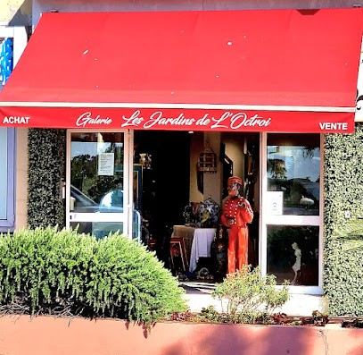 ANTIQUAIRE GALERIE LES JARDINS DE L'OCTROI, Magasin d'Antiquités à Villefranche-sur-Mer