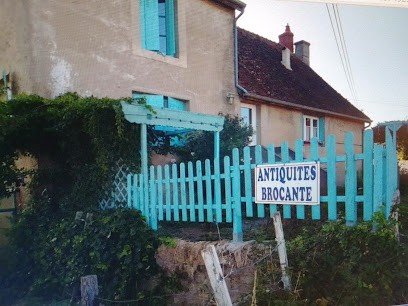 LA BROCANTE DE CHAMPLECY, Magasin d'Antiquités à Champlecy