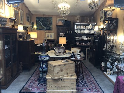 Antiquités Brocante Mendez, Magasin d'Antiquités à Vauhallan