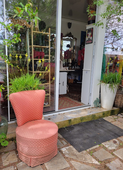 Ya Brocantic Magasin D'antiquités à la Seyne-sur-Mer