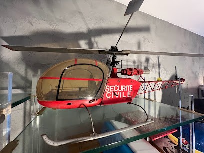 Hiboux Laurent, Magasin d'Antiquités à Sartrouville