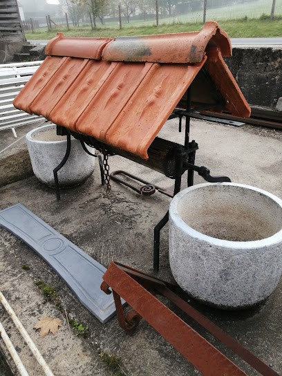 Titi La Brocante, Magasin d'Antiquités à Lurcy-Lévis