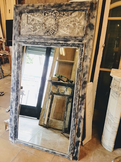 Sema, Magasin d'Antiquités à Saint-Ouen