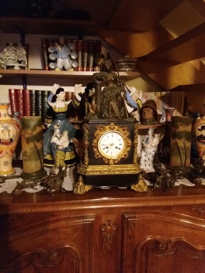 Deschampheleere Philippe, Magasin d'Antiquités à Bieuzy