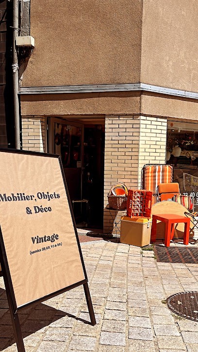 Les Décennies, Magasin d'Antiquités à Cherbourg-en-Cotentin